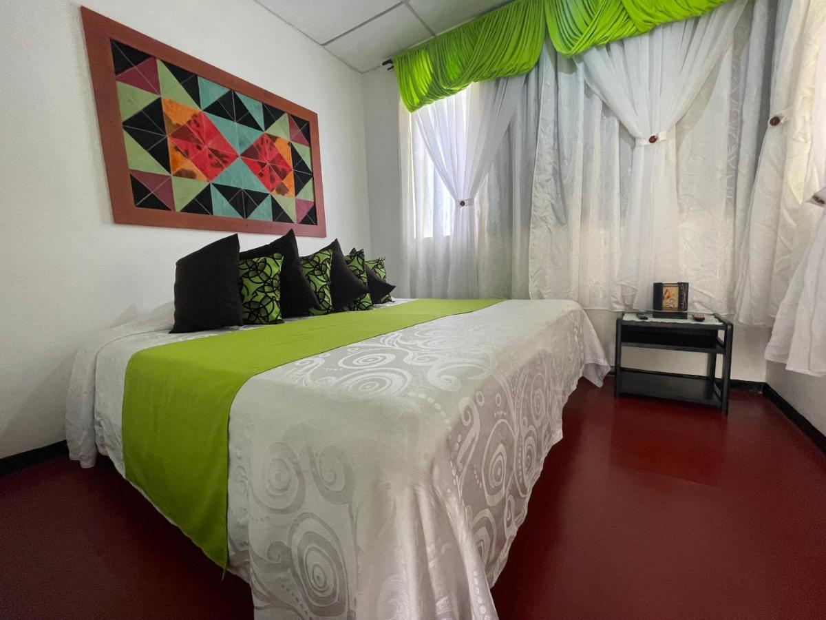 La Estiba Hotel ซาเลนโต ภายนอก รูปภาพ